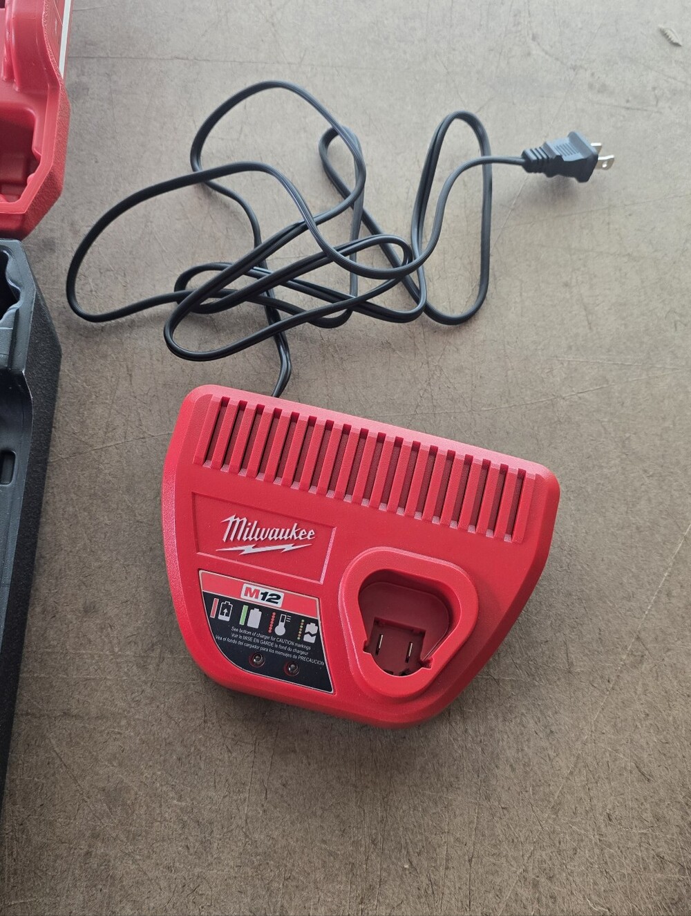 Milwaukee M12 Battery Charger & Case